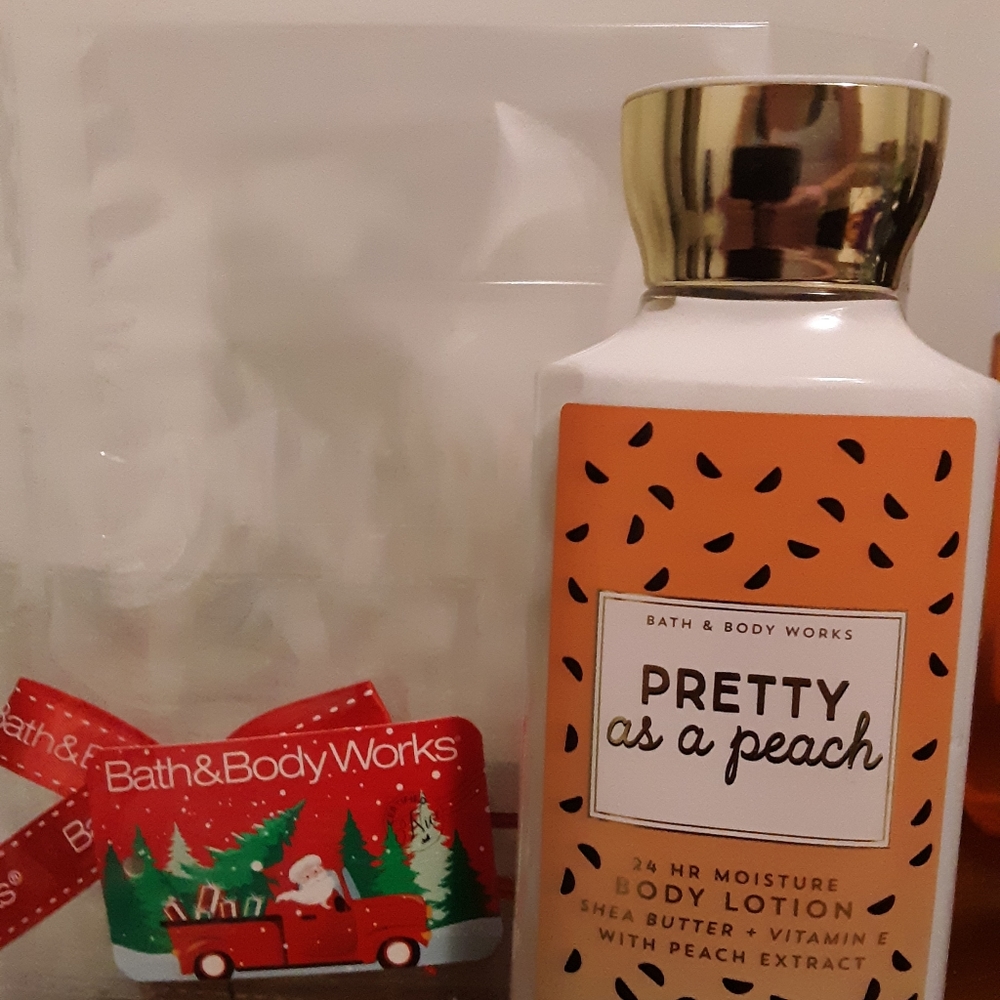 BATH AND BODY WORKS PRETTY AS PEACH BODY LOTION